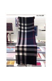 Luxury Classic Large Check Cashmere Scarf Navy MG02595